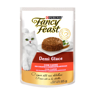 FANCY FEAST® Demi Glace con Carne